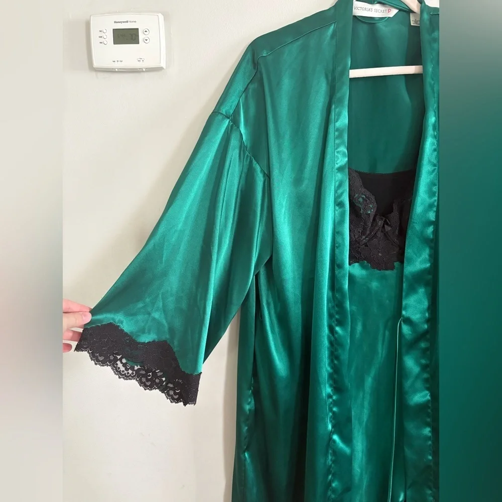 Vintage Y2K Victorias Secret SatinSlip Gown and Robe Set Medium